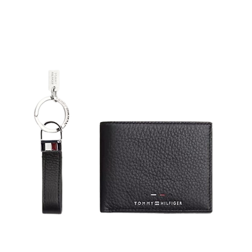 Tommy Hilfiger Premium Leather Wallet And Key Chain Gift Set